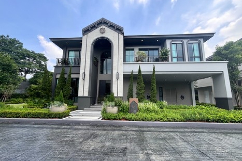 Luxury House For Sale Grand Bangkok Boulevard ถนนบรมราชชนนี ถนนอุทยาน  แขวงศาลาธรรมสพน์ เขตทวีวัฒนา กรุงเทพมหานคร 10170