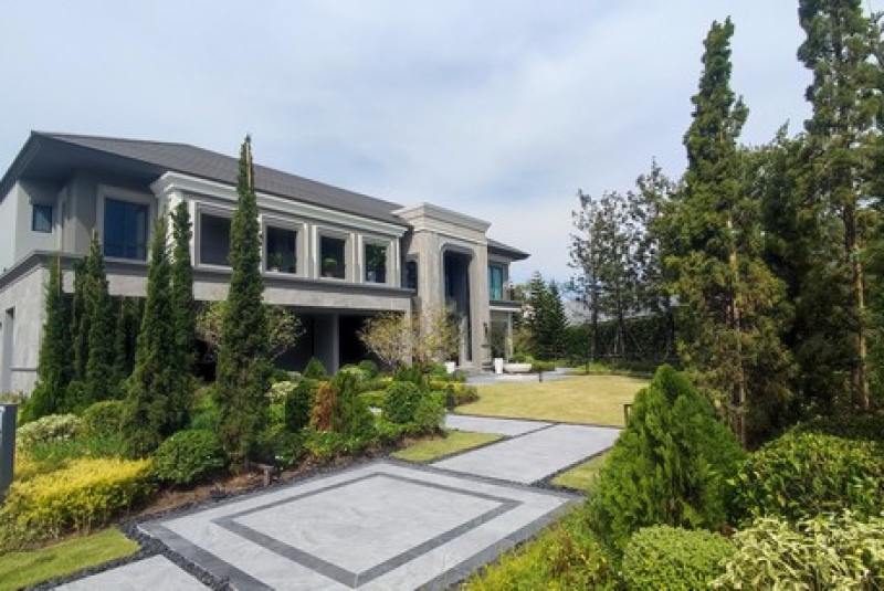 Luxury House For Sale Grand Bangkok Boulevard บ้านหรู 2 ชั้น รามอินทรา-เกษตรนวมินทร์ ถ.สวนสยาม แขวงคันนายาว เขตคันนายาว กรุงเทพมหานคร 10230