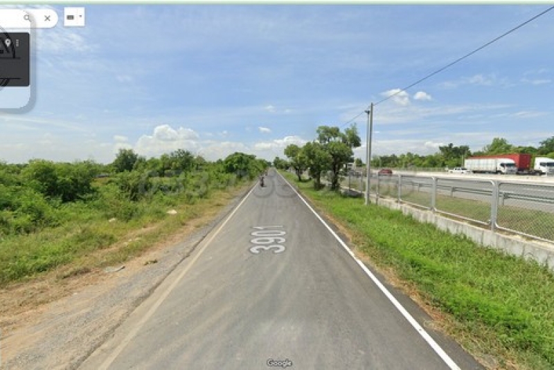 ขายถูกที่ดินคู่ขนานมอเตอร์เวย์ คลองสาม เนื้อที่ 0-2-13.6 ไร่ ขาย 2.6 ล้าน  อ.คลองหลวง จ.ปทุมธานี