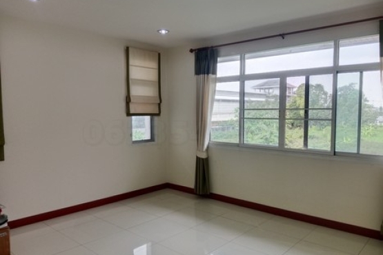 หมู่บ้านเจริญสุข  (8) หมู่บ้านเจริญสุข  (8)