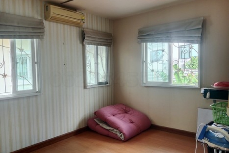 หมู่บ้านพฤกษาวิลเลจ8 (11) หมู่บ้านพฤกษาวิลเลจ8 (11)