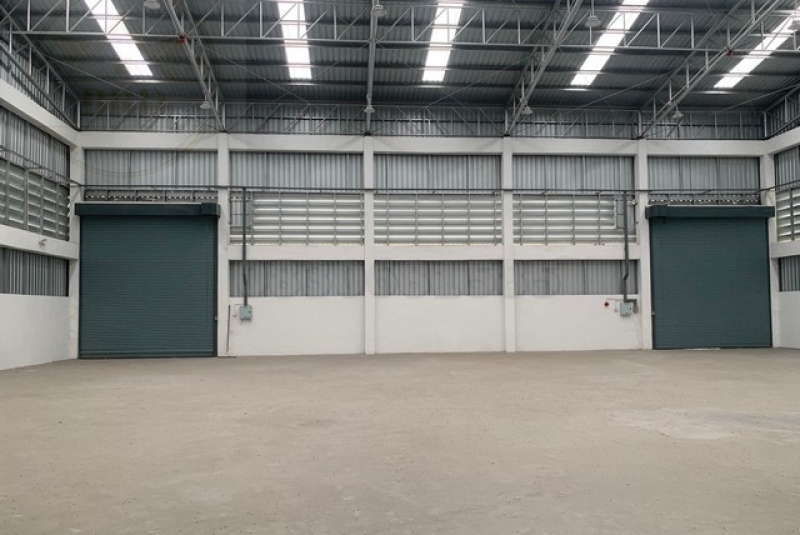 S__30326815_0 S__30326815_0