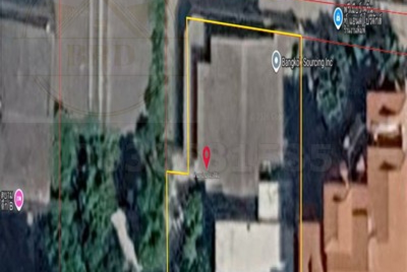 3 3