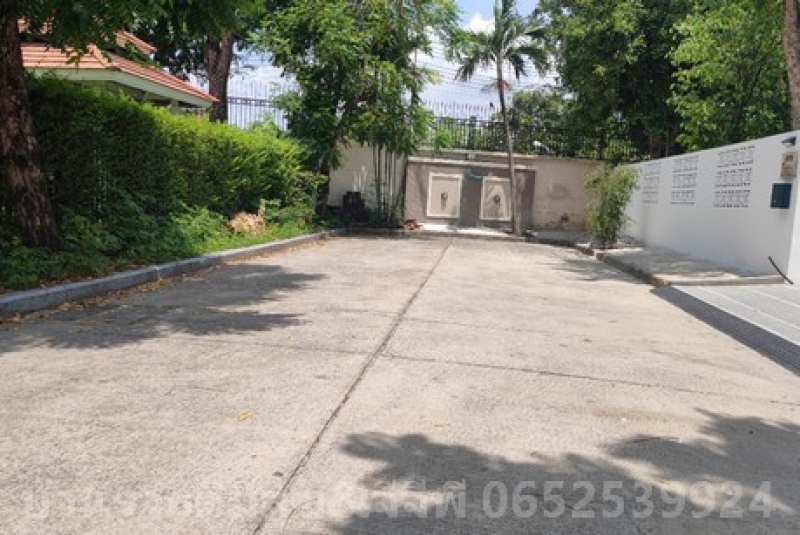 LINE_ALBUM_มาสเตอร์พีช พี่กุ้ง   1976ซอย153_๒๔๐๕๑๙_32