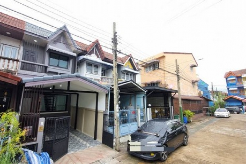 ขายทาวน์เฮ้าส์2ชั้นหมู่บ้านศิรินเทพ9 ถนนรามคำแหง ถนนราษฏร์พัฒนา  แขวงราษฎร์พัฒนา เขตสะพานสูง กรุงเทพฯ